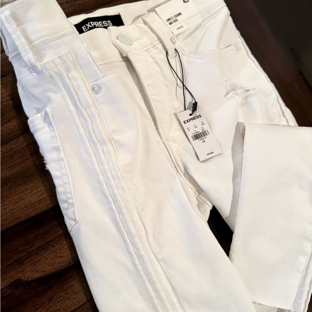 White Jeans - Picture 2 of 3